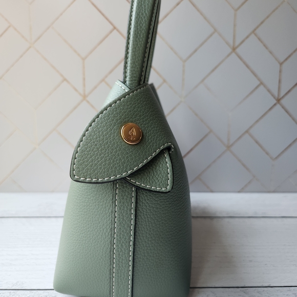 Fleuron Mini Swann - Vert Amande - Picture 4 of 13